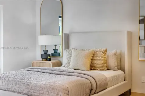 72 W Shore Drive W Miami FL 33133