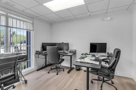 8344 NW 30th Terrace Doral FL 33122