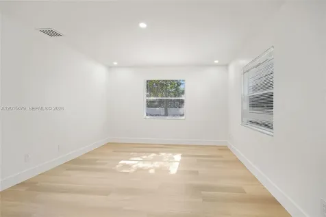 1529 NW 1st Avenue Fort Lauderdale FL 33311