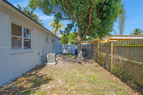 1529 NW 1st Avenue Fort Lauderdale FL 33311