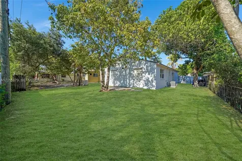 1529 NW 1st Avenue Fort Lauderdale FL 33311