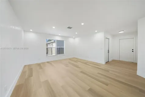 1529 NW 1st Avenue Fort Lauderdale FL 33311