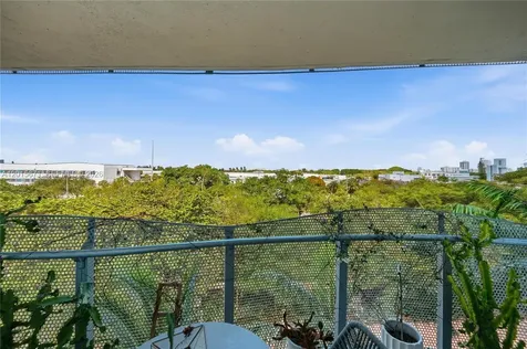 2155 Washington Court Miami Beach FL 33139