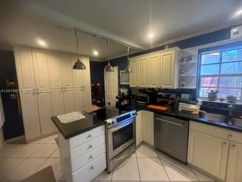2900 NE 21st Terrace Fort Lauderdale FL 33306