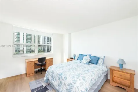1155 Brickell Bay Drive Miami FL 33131