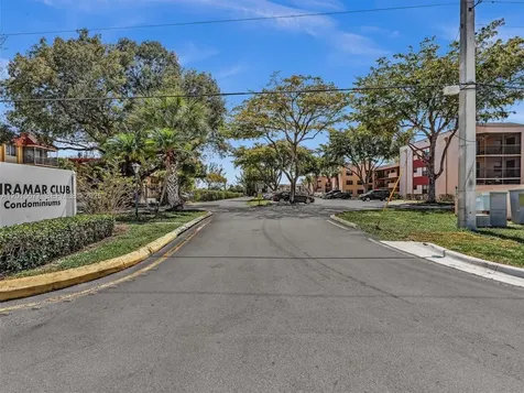 1410 NW 214th Terrace Miami Gardens FL 33169