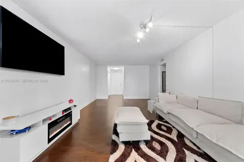1800 Sans Souci North Miami FL 33181