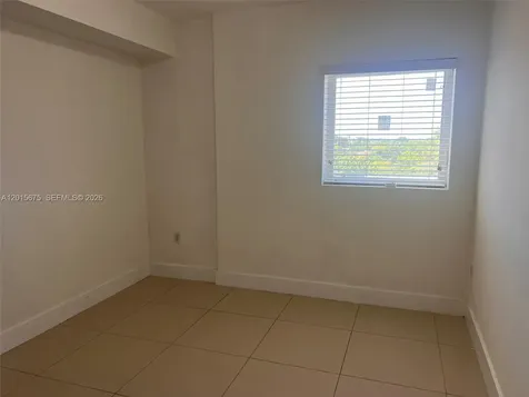2300 NW 7th Street Miami FL 33125