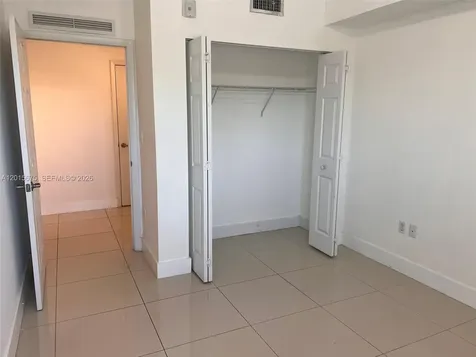 2300 NW 7th Street Miami FL 33125