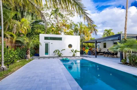 725 NE 81st Street Miami FL 33138