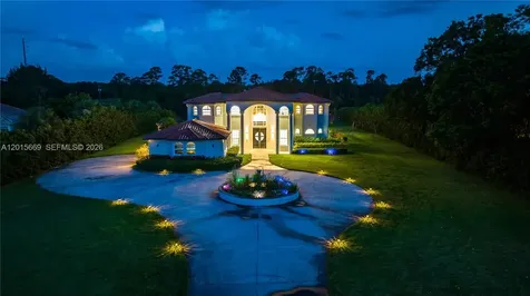6152 SW Banks Street Palm City FL 34990