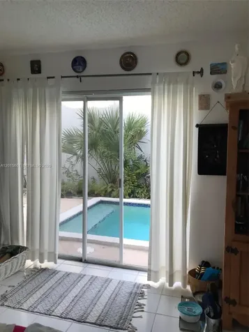 10135 SW 156th Avenue Miami FL 33196