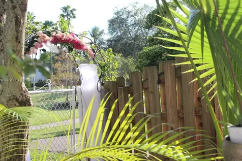 10135 SW 156th Avenue Miami FL 33196