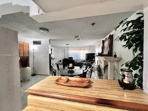 1465 SW 28th Way Fort Lauderdale FL 33312