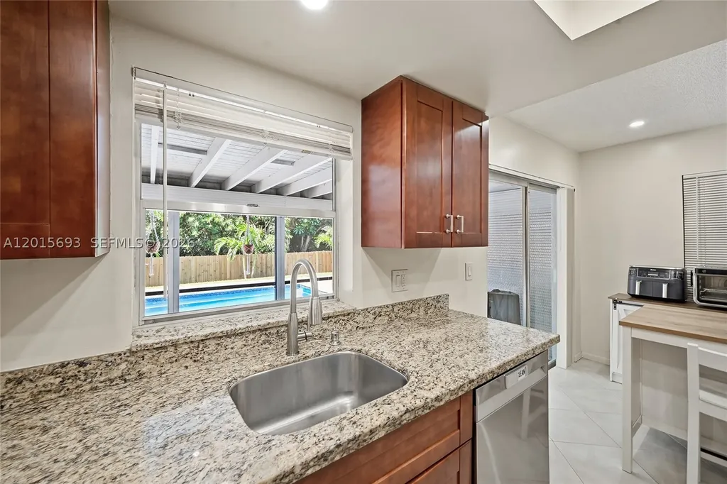 8972 SW 8th Street Boca Raton FL 33433