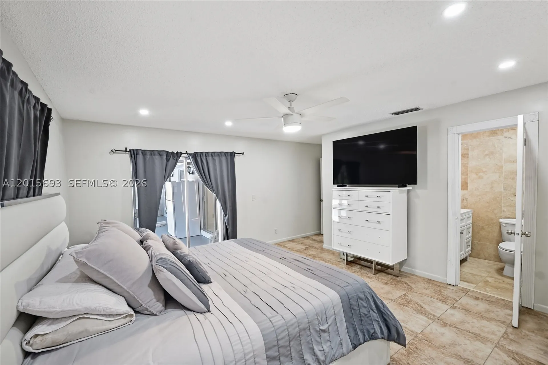 8972 SW 8th Street Boca Raton FL 33433