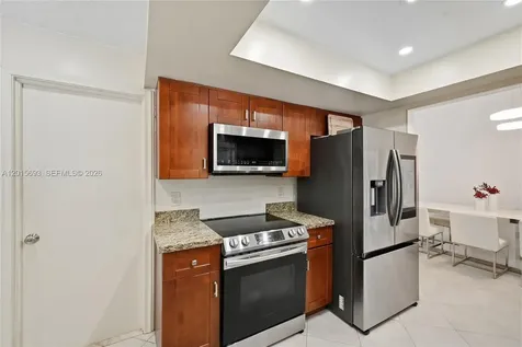8972 SW 8th Street Boca Raton FL 33433