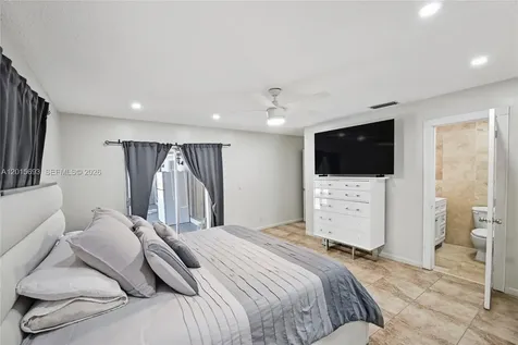 8972 SW 8th Street Boca Raton FL 33433