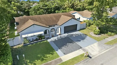 8972 SW 8th Street Boca Raton FL 33433