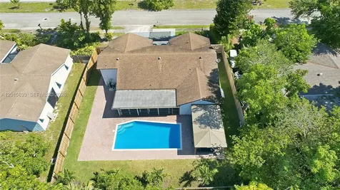 8972 SW 8th Street Boca Raton FL 33433
