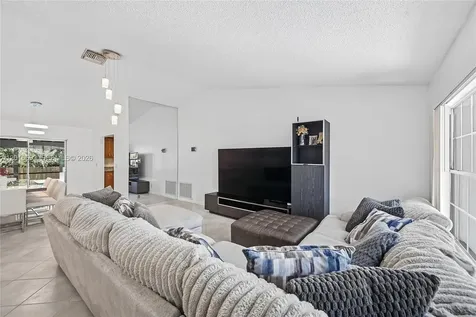 8972 SW 8th Street Boca Raton FL 33433