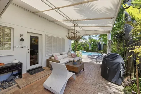 636 NE 17th Terrace Fort Lauderdale FL 33304