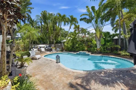 636 NE 17th Terrace Fort Lauderdale FL 33304
