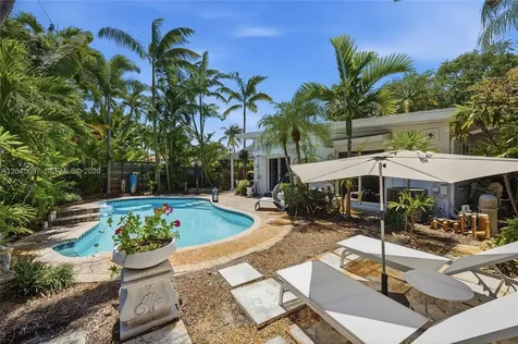 636 NE 17th Terrace Fort Lauderdale FL 33304