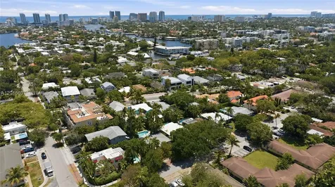 636 NE 17th Terrace Fort Lauderdale FL 33304