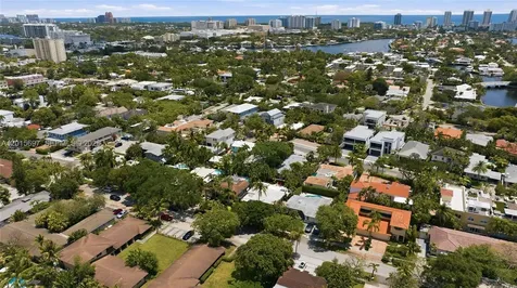 636 NE 17th Terrace Fort Lauderdale FL 33304