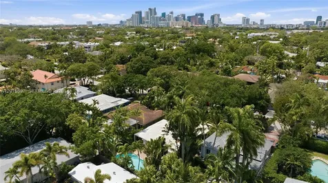 636 NE 17th Terrace Fort Lauderdale FL 33304