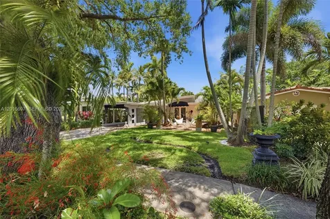 636 NE 17th Terrace Fort Lauderdale FL 33304