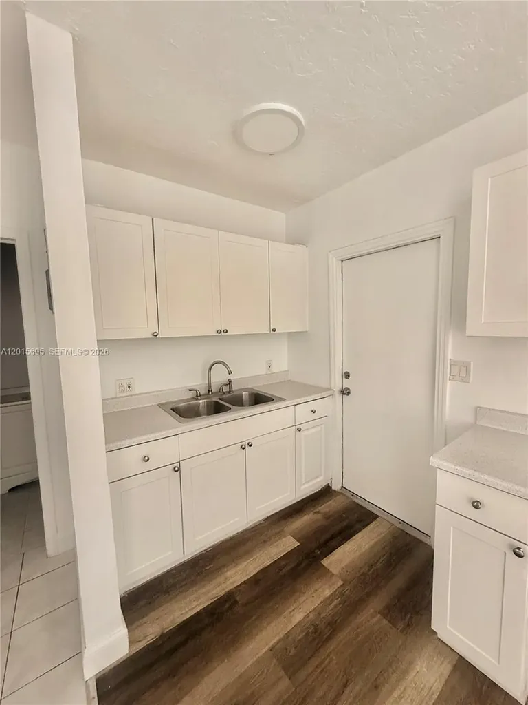 1903 Thomas Street Hollywood FL 33020