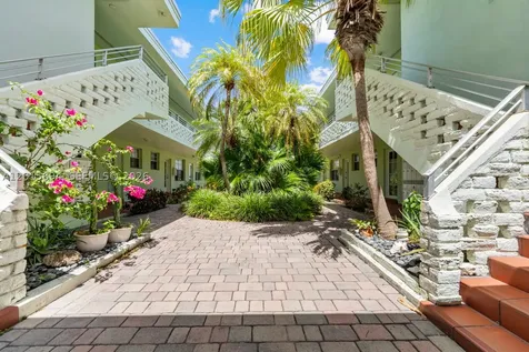 8550 Byron Avenue Miami Beach FL 33141