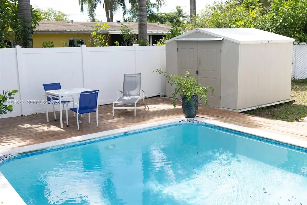 310 NE 12th Avenue Pompano Beach FL 33060
