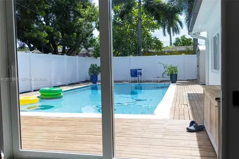 310 NE 12th Avenue Pompano Beach FL 33060