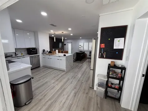 310 NE 12th Avenue Pompano Beach FL 33060