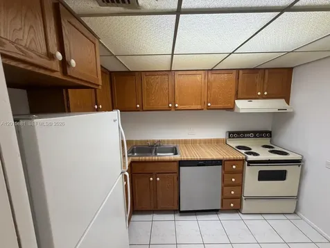 3720 Inverrary Drive Lauderhill FL 33319