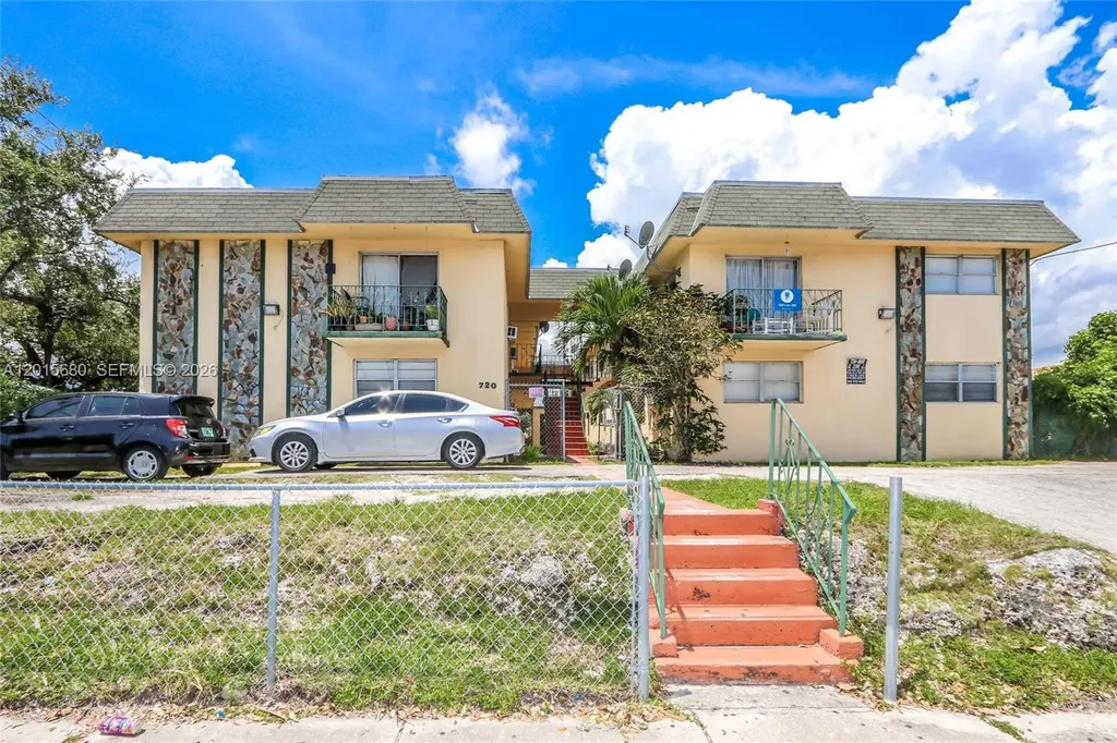 720 NW 27th Court Miami FL 33125