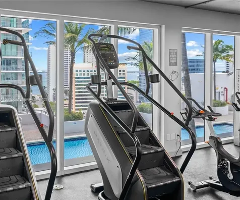 60 SW 13th Street Miami FL 33130