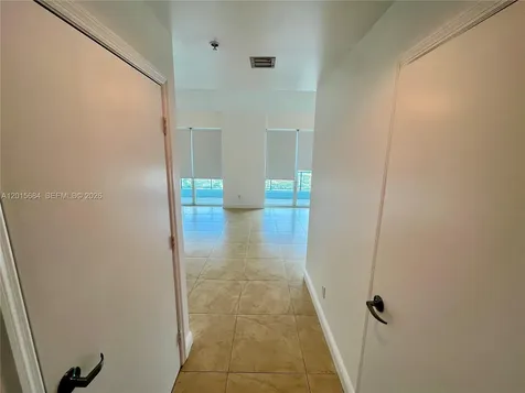 60 SW 13th Street Miami FL 33130