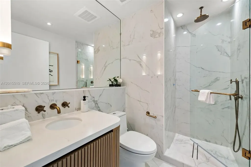 525 N Fort Lauderdale Beach Boulevard Fort Lauderdale FL 33304