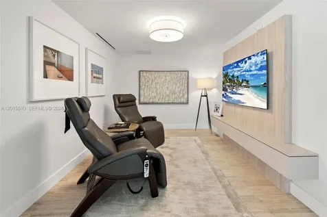 525 N Fort Lauderdale Beach Boulevard Fort Lauderdale FL 33304