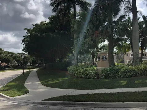 693 Live Oak Lane Weston FL 33327