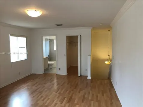 693 Live Oak Lane Weston FL 33327