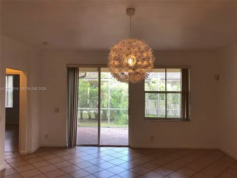 693 Live Oak Lane Weston FL 33327