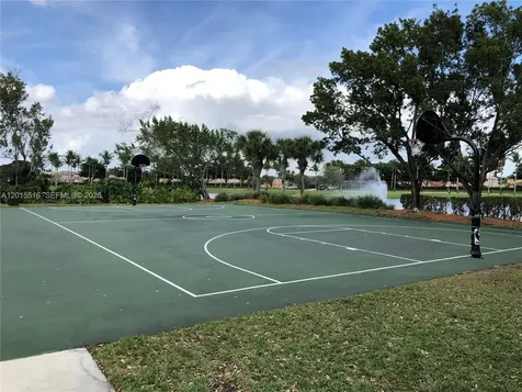 693 Live Oak Lane Weston FL 33327