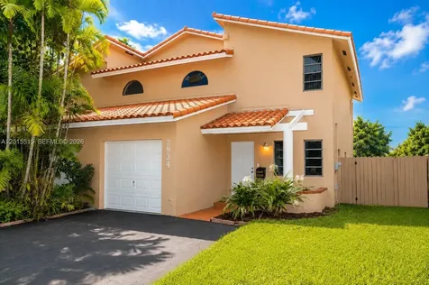2934 Whitehead Street Miami FL 33133