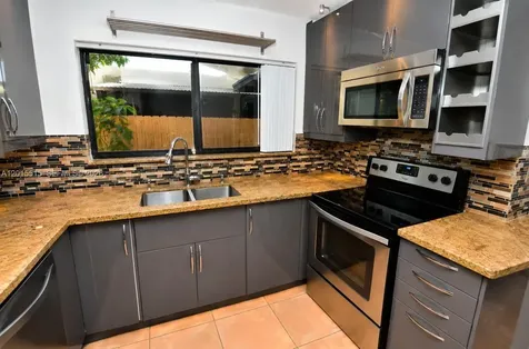 2934 Whitehead Street Miami FL 33133