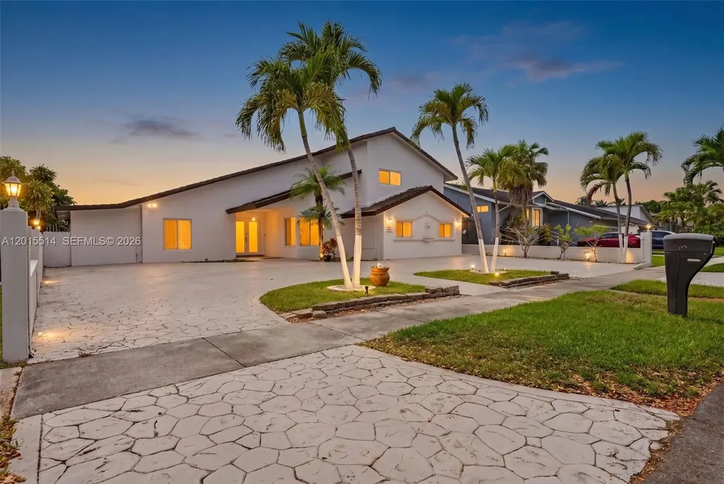 10934 SW 137th Court Miami FL 33186
